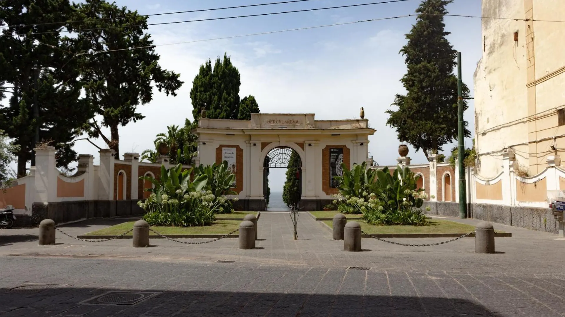 Anim Suite Nel Cuore Di Ercolano Italy